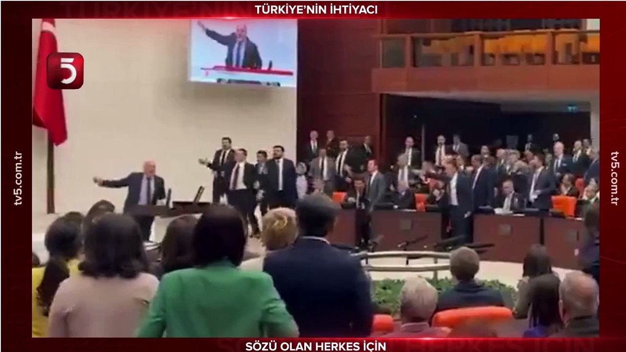 TBMM'de Can Atalay oturumunda yumruklu kavga