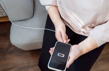 World's fastest charger can power a phone to 100% in just under four minutes and thirty seconds