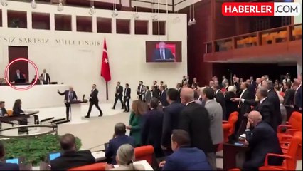 Meclis'teki kavga anında oturumu ilk terk eden Bekir Bozdağ oldu