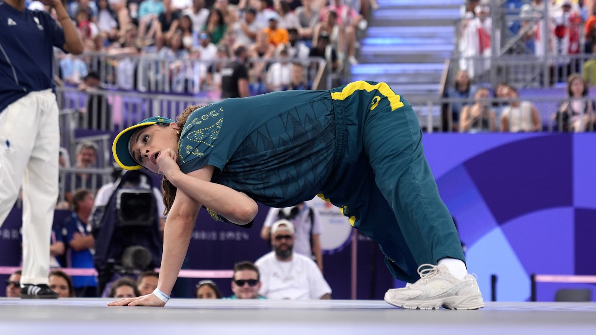 La bailarina de breakdance australiana pide que cesen las críticas a su actuación: "No sabía que abriría la puerta a tanto odio"