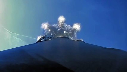 Le décollage d'une fusée Space X avec une caméra embarquée : FABULEUX !