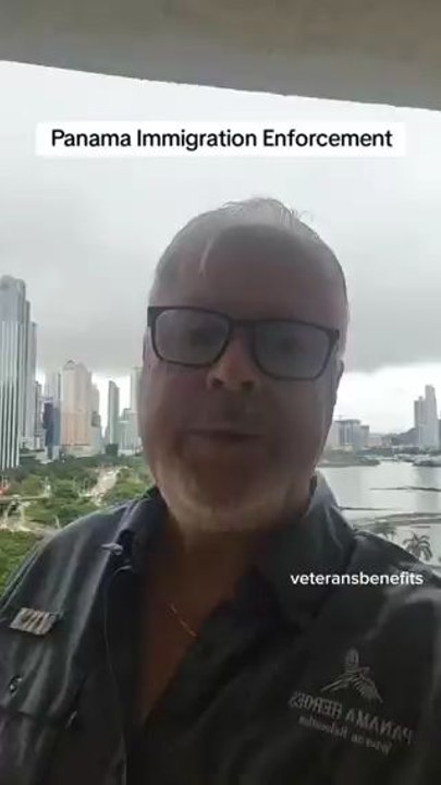 Le Panama embarque désormais des migrants illégaux, menotte des personnes sans papiers d'identité et les éloigne