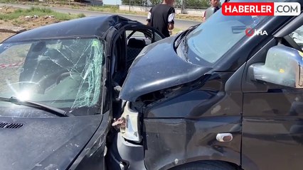 Tali yoldan çıkan otomobile minibüs çarptı: 4'ü çocuk 8 yaralı