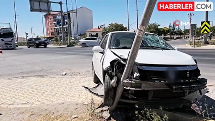 Aksaray'da otomobil ile motosiklet çarpıştı: 1 ağır yaralı