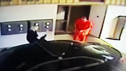 Guard Help A Killer inmate Escape Prison