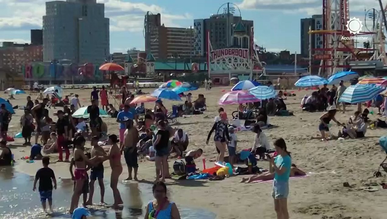 Hurricane Ernesto threatens East Coast with dangerous rip currents