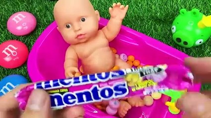 Oddly Satisfying Video - Full of Rainbow BathTub Candy with M&M's Magic Slime _ Cutting ASMR