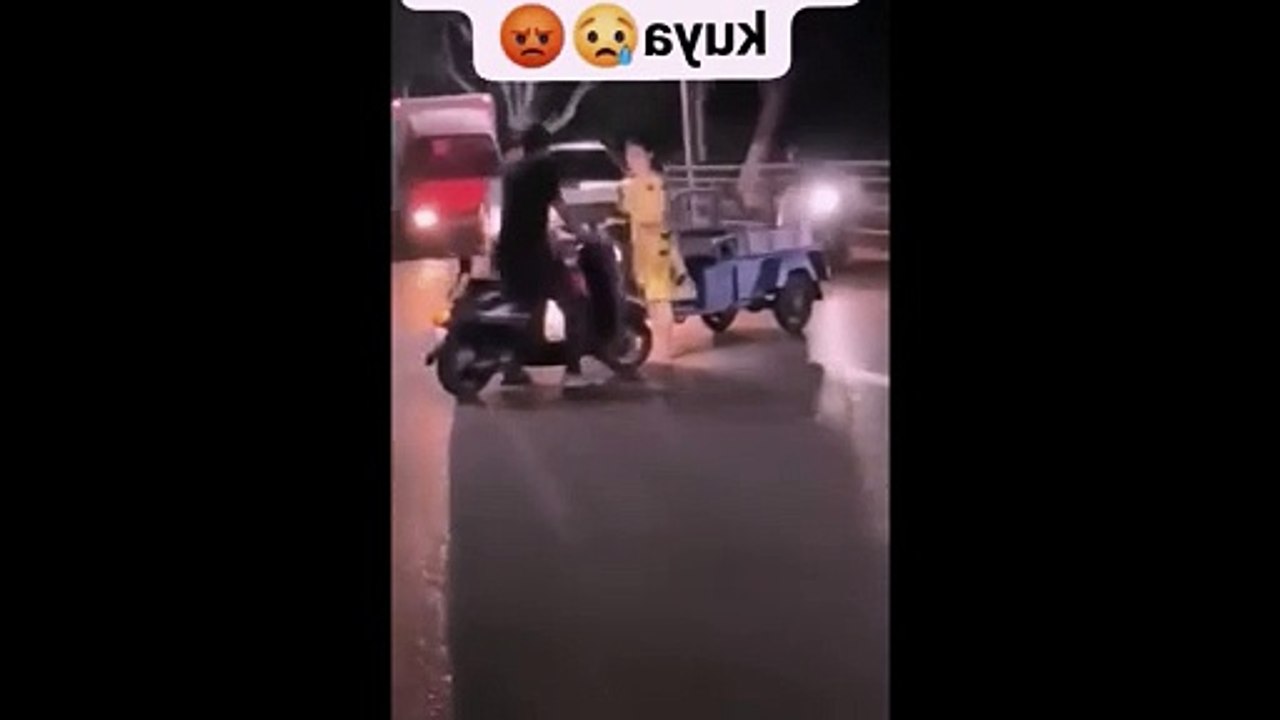 Woman kicked by Man ( Where Human Right !!!!)1