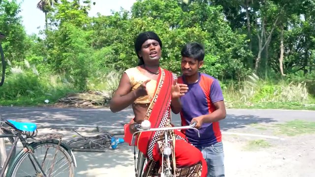दोगलाई पेड़ के पीछे Bhojpuri Comedy Video 2024 Dehati Hit Comedy