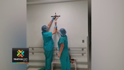 tn7-Luego de la polémica, imagen del "Santo Cristo" volvió al Hospital México-160824