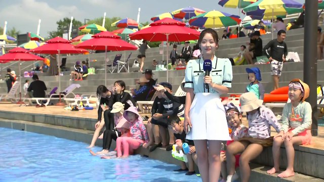 [날씨] 주말도 무더위 기승...더위가 반가운 도심 속 물놀이장 / YTN