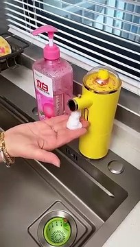 She's so kind #smarthome #cleaning #homecleaning #gadgets (1)