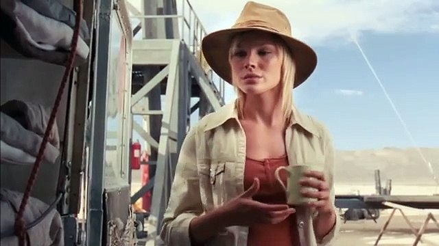 Nine Miles Down (2009) Movie Explained in Hindi/Urdu