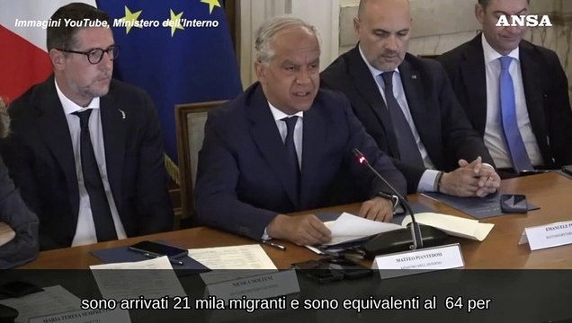 Piantedosi: Rimpatri di migranti irregolari aumentati del 20%