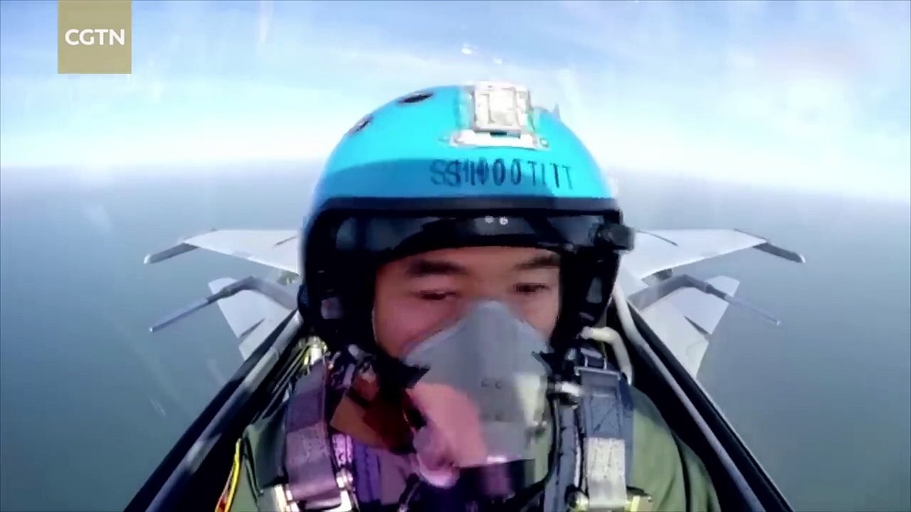 The New Chinese J-35 is a Russian design and it looks like the F-35 on the 003 CHINESE CARRIER...