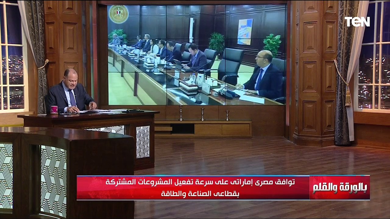 الديهي يستعرض شكاوي المواطنين ويرد عليهم - بالورقة والقلم