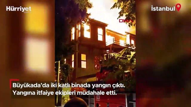 Büyükada'da 2 katlı binada yangın