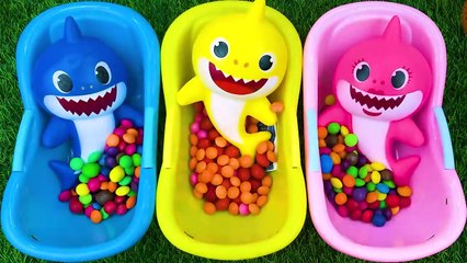 Kids l Magic Bathtubs with Rainbow Kinetic Sand M&M s & Skittles Candy Mixing Cutting