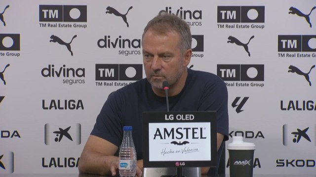Rueda de prensa de Hansi Flick tras el Valencia CF vs. FC Barcelona de LaLiga EA Sports