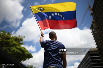 Venezolanos en Panamá se manifiestan y rechazan relección de Maduro