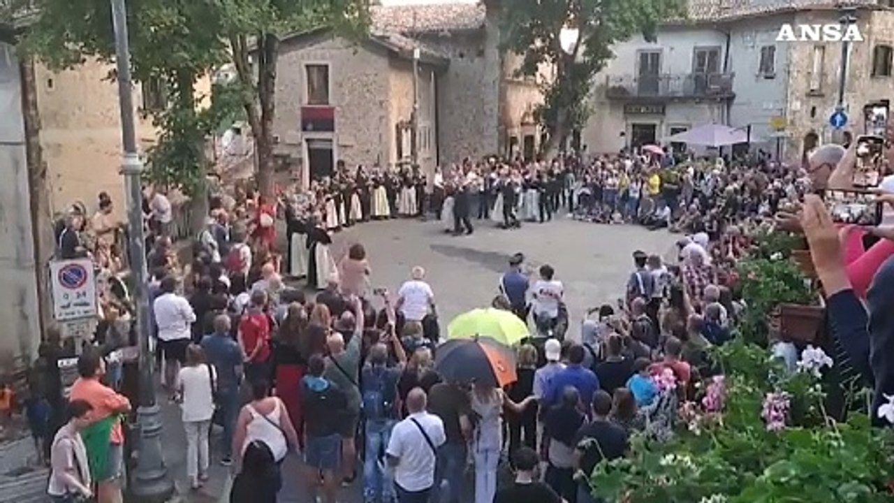 "Ju Catenacce", a Scanno rievocazione dell'antico corteo nuziale