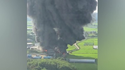 아산 폐유 정제공장 불 6시간 반 만에 진화...7억여 원 피해 / YTN