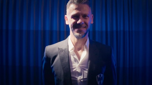 Monterrey le da la bienvenida oficial a Martín Demichelis, su nuevo entrenador con épico video