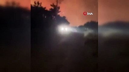 Download Video: Antalya'daki orman yangını evlere ulaştı; korku dolu anlar kamerada