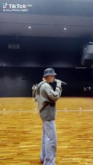 K-Pop: The Global Music Phenomenon 🌎