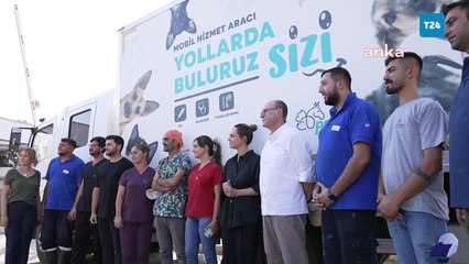 Download Video: İzmir Büyükşehir ekipleri, yangından kurtarılan hayvanları koruma altına alma çalışmalarını sürdürüyor