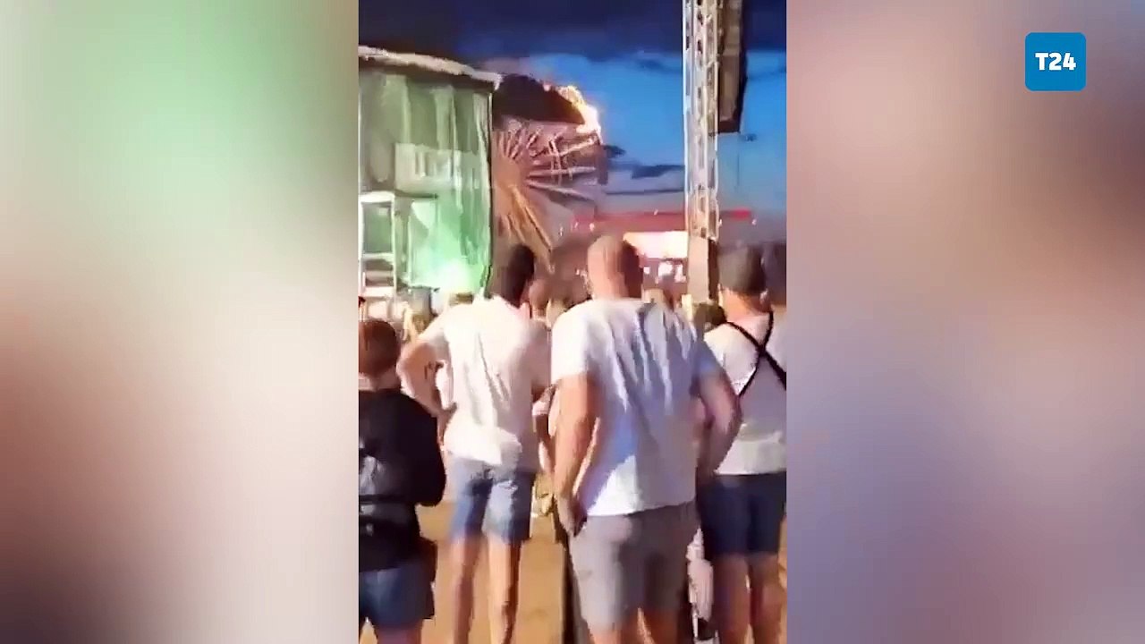 Almanya'da bir festivaldeki dönme dolapta çıkan yangında en az 23 kişi yaralandı