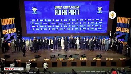 Sosyal medyanın gündeminde: Eski Bakan Sema Ramazanoğlu, yer kapma yarışını kazanamamış!