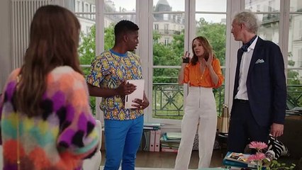 Emily in Paris (2020) – Romantic Comedy & Drama in the City of Love 🇫🇷