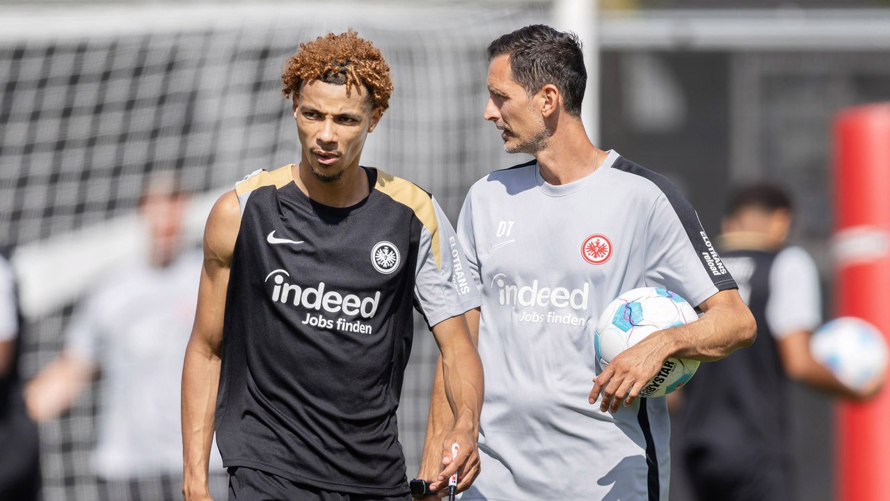 Toppmöller: 'Schlawiner' Ekitike soll Frankfurt 'zu Siegen schießen'