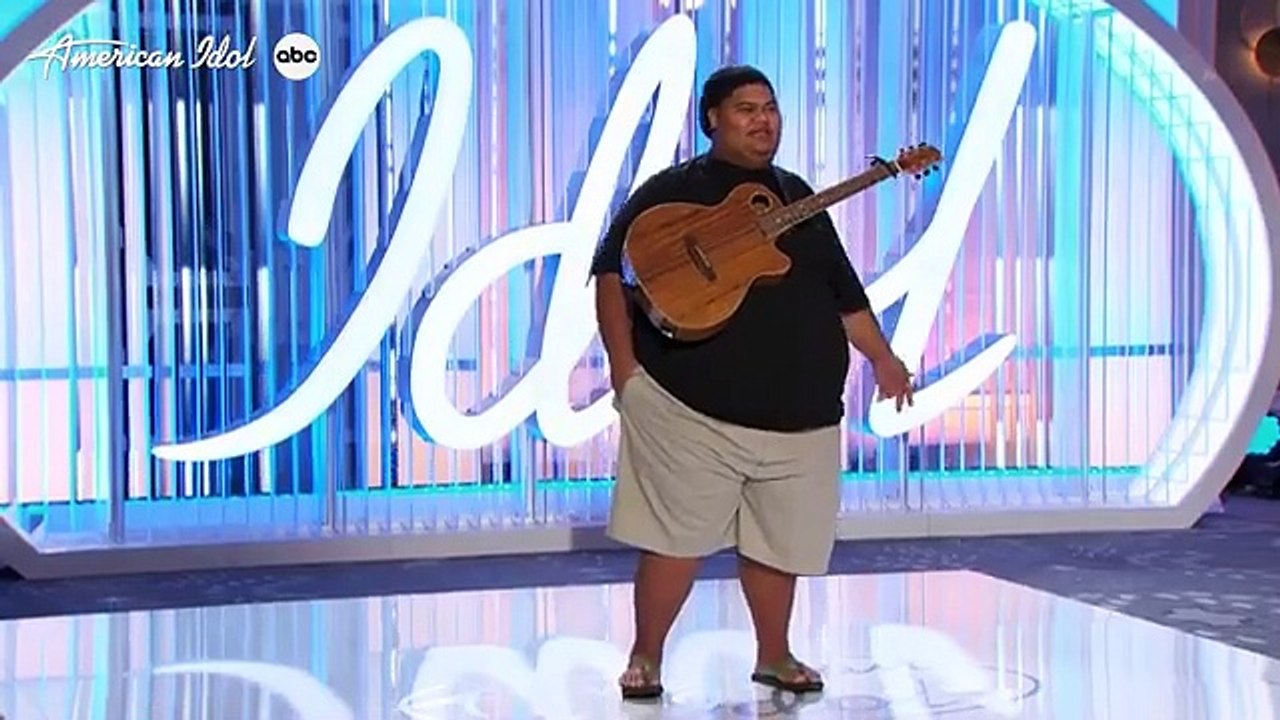Tongi Made The Judges Cry With His Emotional Story And Song - American Idol 2023