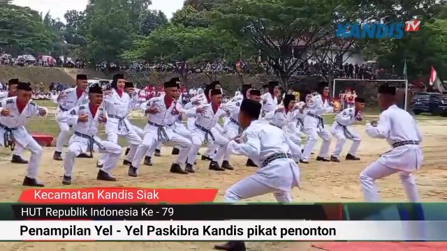 Penampilan Yel - yel Paskibra Kecamatan Kandis pikat penonton