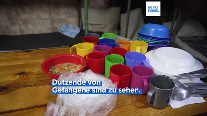 Seltener EInblick in ein Gefangenenlager in Kursk