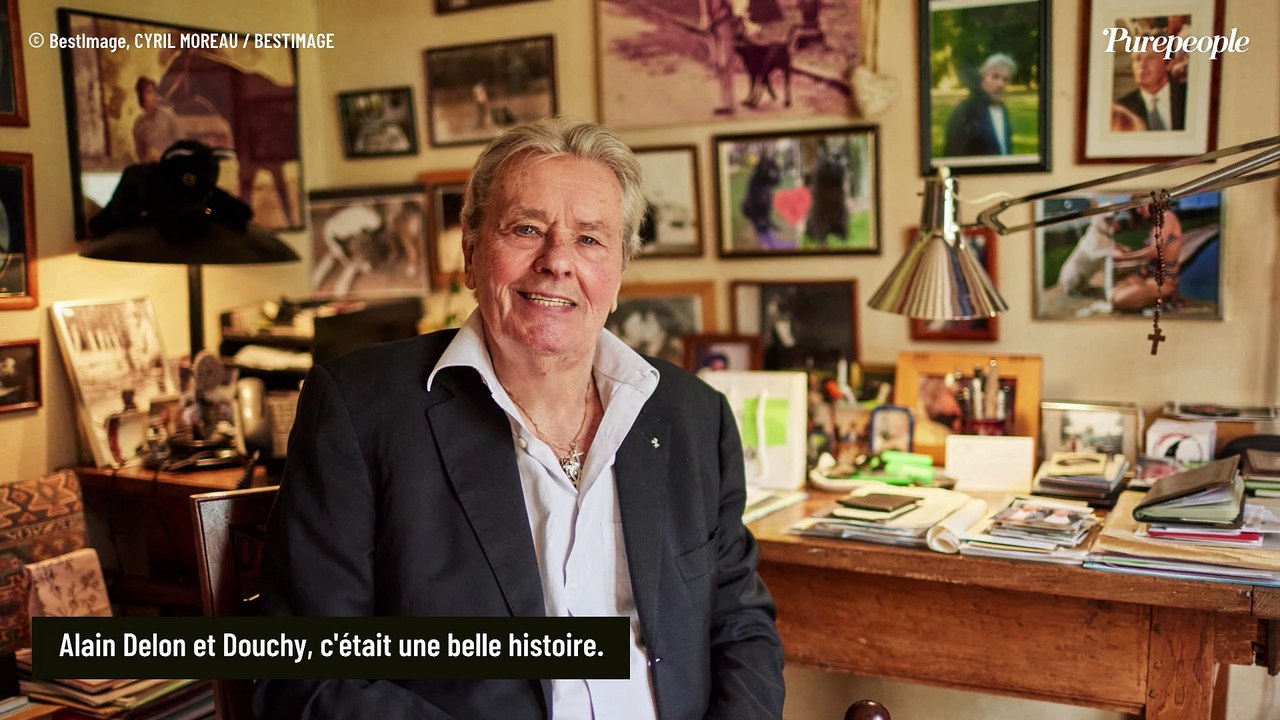 Alain Delon et sa forteresse de Douchy : ces seules personnalités autorisées à y entrer, hormis ses compagnes et ses enfants