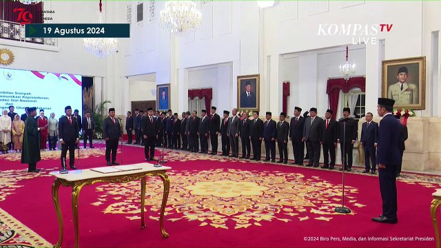 [FULL] Momen Presiden Jokowi Lantik Kepala Badan di Istana Negara