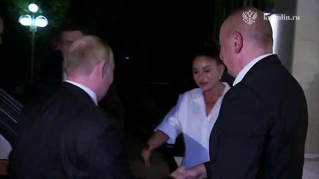 بوتين يصل إلى أذربيجان في زيارة دولة تستمر يومين