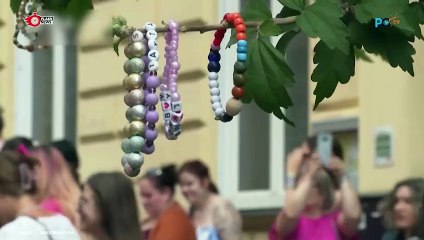 Fans Taylor Swift menawarkan tiket kepada Fans Austria