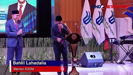 Bahlil Berurai Air Mata Serahkan Jabatan ke Rosan Roeslani