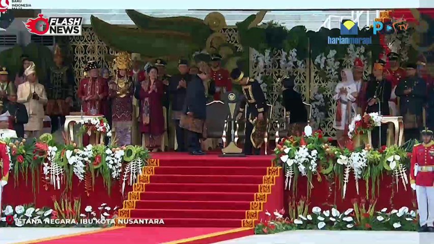 Keakraban Prabowo dan Jokowi Saat Upacara HUT ke-79 di IKN