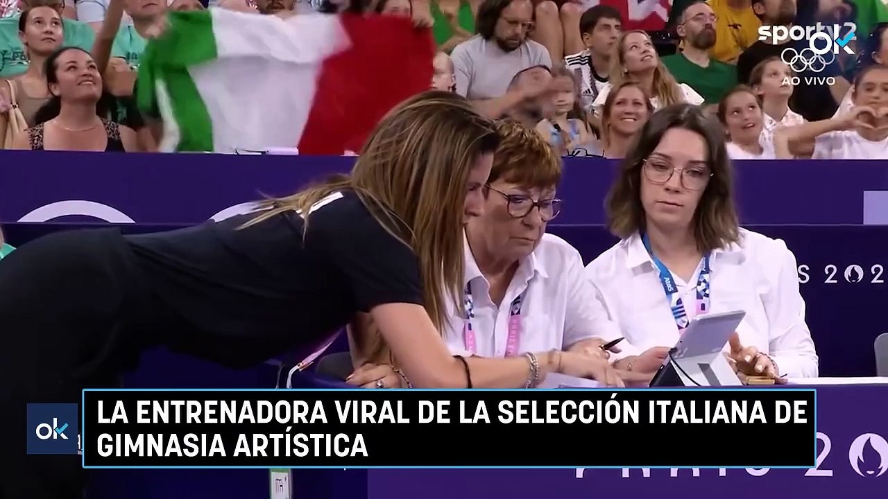 La entrenadora italiana de gimnasia rítmica que arrasa en las redes.