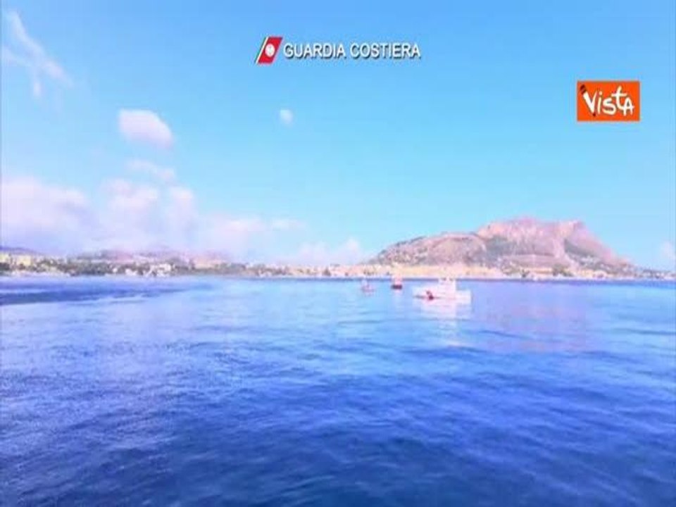 Affonda una barca a vela in provincia di Palermo con 22 persone a bordo, ci sono dispersi