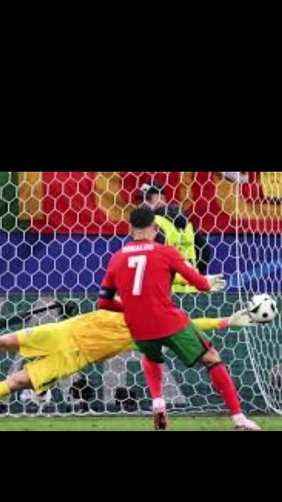 The goalkeeper that ruin Ronaldo's career!☠ #football #rolando #soccer#youtubeshorts  #copaamerica