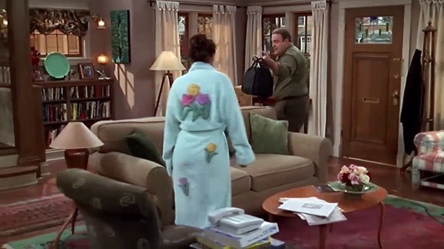 Carrie's Cocktail Party | The King of Queens #thekingofqueens #thekingofqueensfull