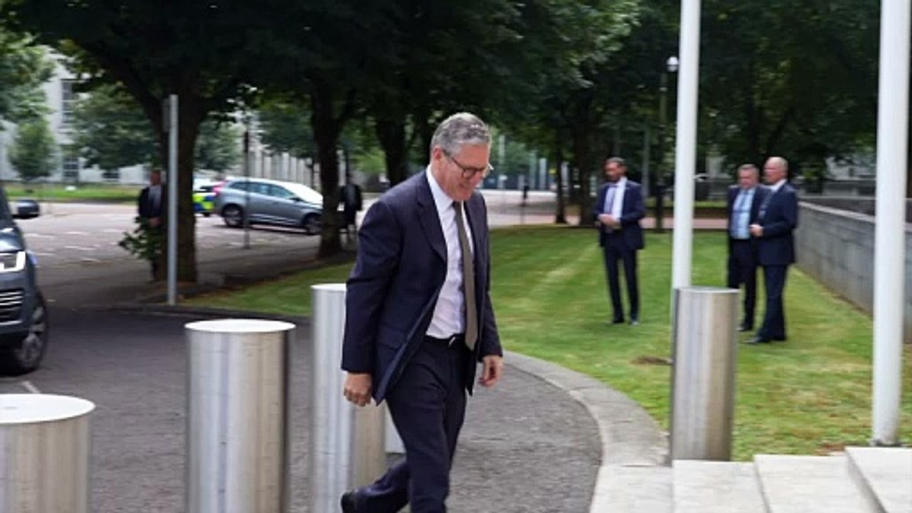 Keir Starmer meets Welsh First Minister Eluned Morgan