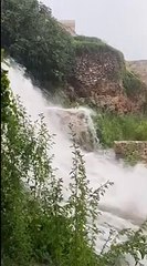 Polignano a Mare, la scalinata di Lama Monachile si trasforma in una cascata