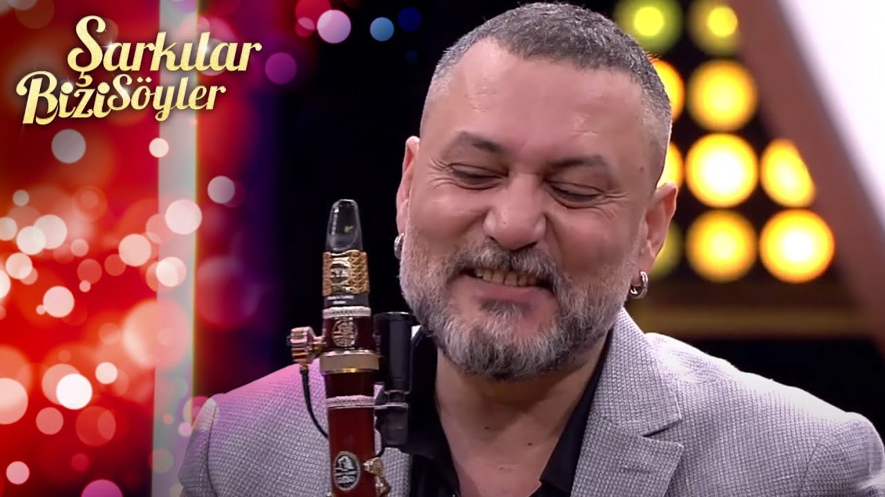 "Beni Klarnetim İle Gömsünler" | Şarkılar Bizi Söyler 3. Bölüm Hüsnü Şenlendirici